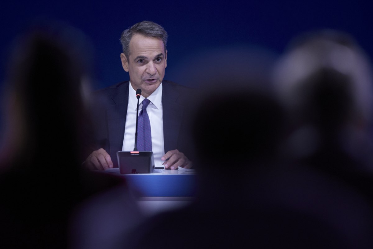 Μητσοτάκης: Αυτοεπαινείται για τις εξαγγελίες στη ΔΕΘ – Προσπαθεί να πείσει ότι «αυξάνεται το εισόδημα όλων»