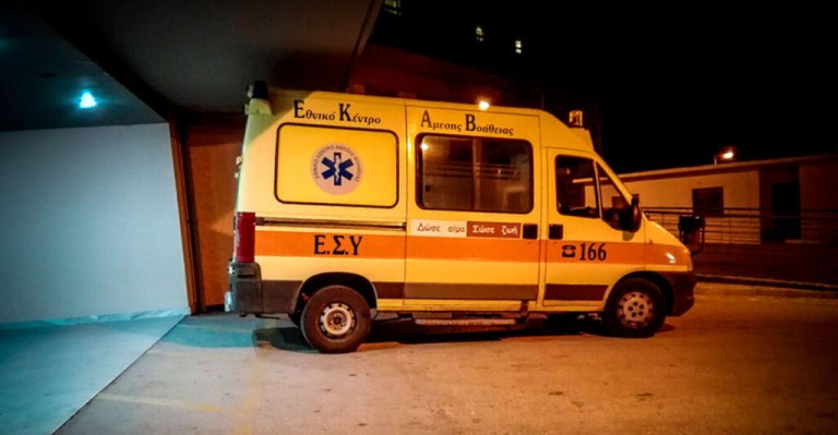 Τραγωδία στην Αντίπαρο: Νεκρός 40χρονος που καταπλακώθηκε από σκαπτικό μηχάνημα