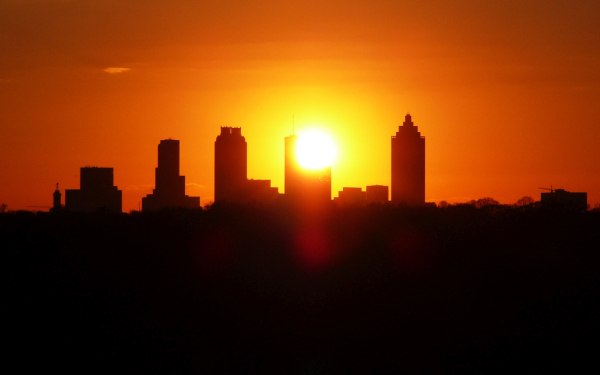 Για πρώτη φορά, μελέτη αποδίδει σειρά καυσώνων σε συγκεκριμένες εταιρείες ορυκτών καυσίμων