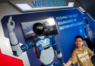 Τα ανθρωποειδή ρομπότ ήταν όνειρο επιστημονικής φαντασίας – Ξαφνικά, βρίσκονται παντού και ψάχνουν… δουλειά