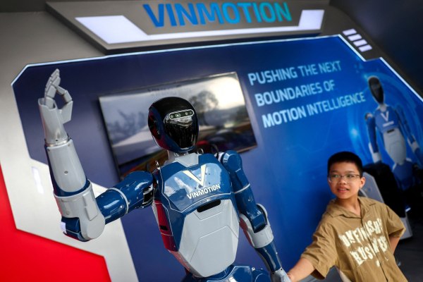 Τα ανθρωποειδή ρομπότ ήταν όνειρο επιστημονικής φαντασίας – Ξαφνικά, βρίσκονται παντού και ψάχνουν… δουλειά