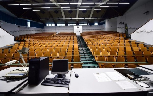 ΣΥΡΙΖΑ: Απόλυτη διαπλοκή στα ιδιωτικά ΑΕΙ με υπογραφή Μητσοτάκη