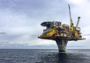 Υδρογονάνθρακες: Το επόμενο βήμα της Chevron στην Ελλάδα – Τι σηματοδοτεί η κύρωση της συμφωνίας