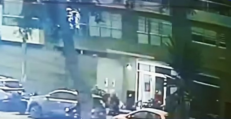 Περού: Δολοφόνησαν διπλωμάτη έξω από το σπίτι του – Ερευνούν ξεκαθάρισμα λογαριασμών