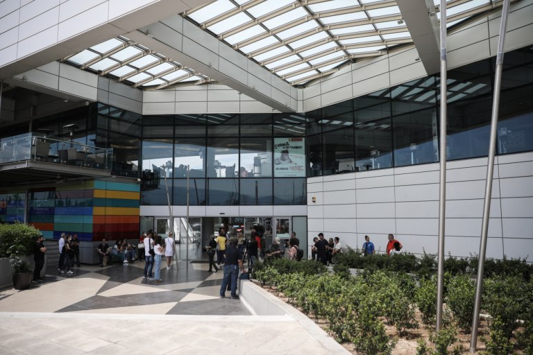 Εκκενώθηκε το εμπορικό κέντρο River West – Τηλεφώνημα στο «100» για βόμβα