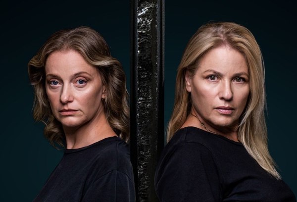 Το Κρυφτό: Ένα ψυχολογικό δράμα με τις Μαριάνα Τουμασάτου και Λένα Δροσάκη στο «Κάτια Δανδουλάκη»