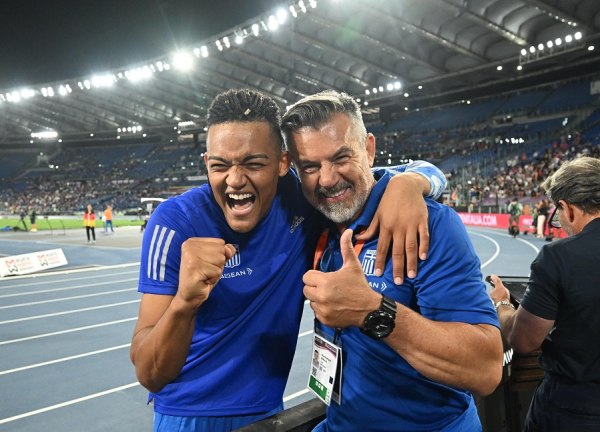 «Έσπασε» ο πατέρας του Εμμανουήλ Καραλή: «Αυτό που μένει στο τέλος είναι η διαδρομή και όχι τα μετάλλια» (vid)