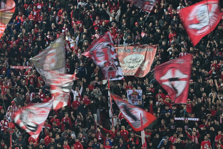 Ολυμπιακός: Κατάμεστο το «Γ. Καραϊσκάκης» με τον Πανσερραϊκό