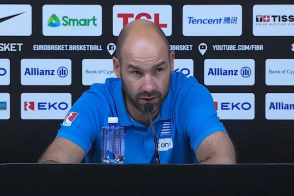 Ξέσπασε ο Σπανούλης για τη διαιτησία: «Δεν μπορεί ο Γιάννης να ικετεύει για να πάρει φάουλ»