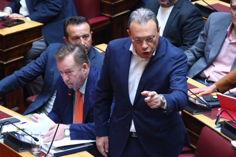 ΣΥΡΙΖΑ: Πού αποσκοπεί η κυβέρνηση με το ακαταδίωκτο για την προσωρινή διοίκηση του ΟΠΕΚΕΠΕ