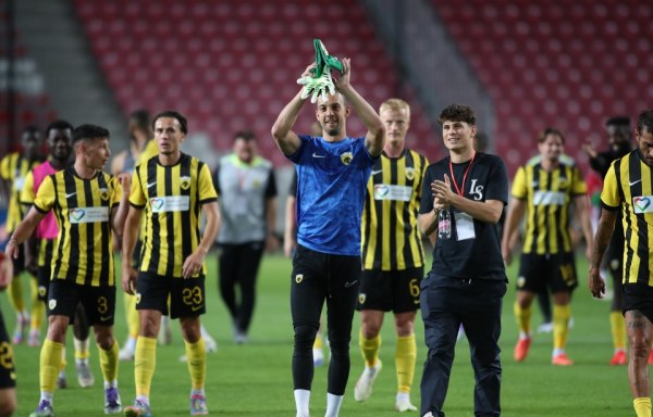 Αβέβαιο το μέλλον του Μπρινιόλι στην ΑΕΚ: «Αν προκύψει οτιδήποτε σημαντικό, θα το σκεφτώ»