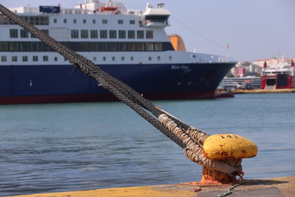 ΠΝΟ: Χωρίς πλοία την 1η Οκτωβρίου – Οι ναυτεργάτες συμμετέχουν στη Γενική Απεργία