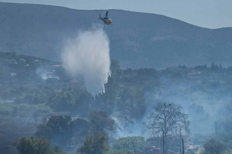 Φωτιά στο Παρθένι Αρκαδίας – Στη μάχη τρία εναέρια