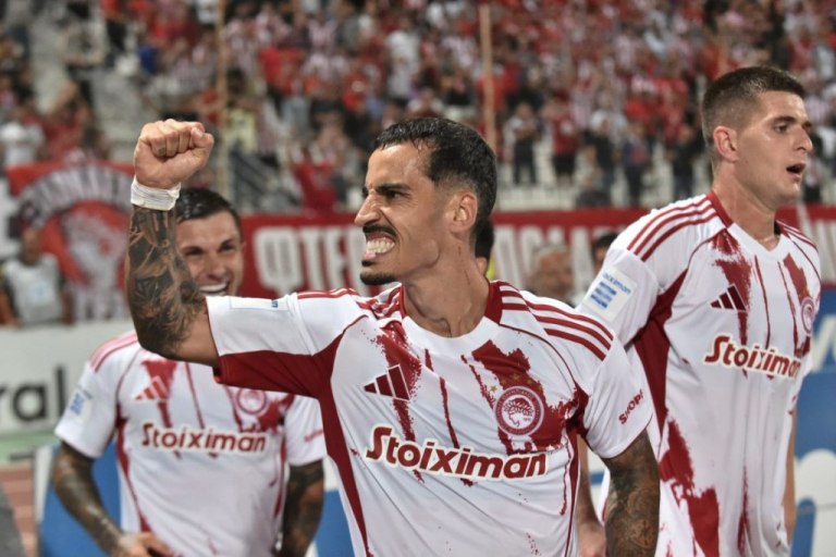 Ο Τσικίνιο αναδείχτηκε MVP Αυγούστου στη Super League (pic)