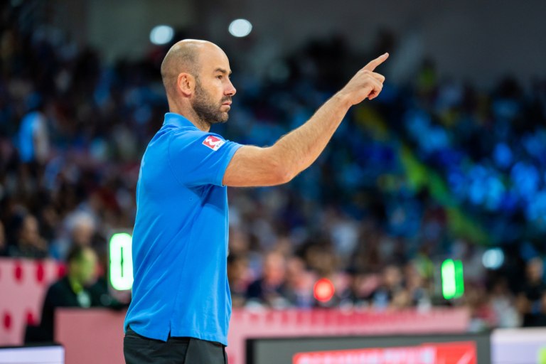 Σπανούλης: «Σαν να βγάζεις τον Γιόκιτς από τη Σερβία και τον Ντόντσιτς από τη Σλοβενία»