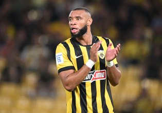 «Συζητούν για νέο συμβόλαιο ΑΕΚ και Μουκουντί»