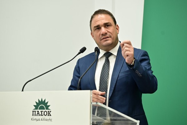 Τσουκαλάς: Η ΝΔ είναι η κυβέρνηση που διαχειρίστηκε 70 δισεκατομμύρια και πήγαν σε λίγες τσέπες