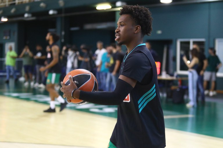 Σορτς: «Θα δώσω τα πάντα για να φέρω τη Euroleague στον Παναθηναϊκό» (vid)