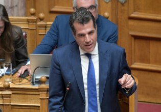Εγκύκλιος Πλεύρη: Καταργείται ο όρος «παράτυπη μετανάστευση», αντικαθίσταται με το «παράνομη μετανάστευση»