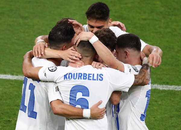 Μια Εθνική που οι παίκτες θέλουν να παίζουν σε αυτήν και οι Έλληνες να τη βλέπουν!