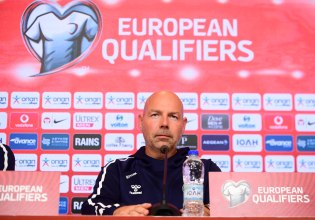 Προπονητής Δανίας: «Κίνητρο η καυτή ατμόσφαιρα κόντρα στην Ελλάδα»