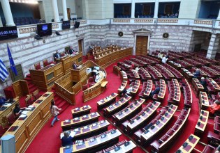 Πολιτική αντιπαράθεση στον απόηχο της ΔΕΘ – Η «σύγκρουση» κυβέρνησης – ΠΑΣΟΚ