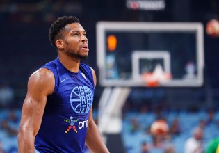 O Τζόκοβιτς «τρελάθηκε» με τον Αντετοκούνμπο και την Εθνική – Τι έγραψε στα ελληνικά (pics)