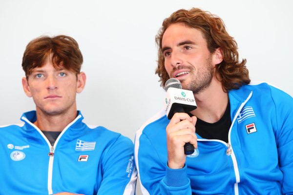 Τσιτσιπάς: «Είμαι περήφανος όταν βγαίνω στο γήπεδο με την Ελλάδα»