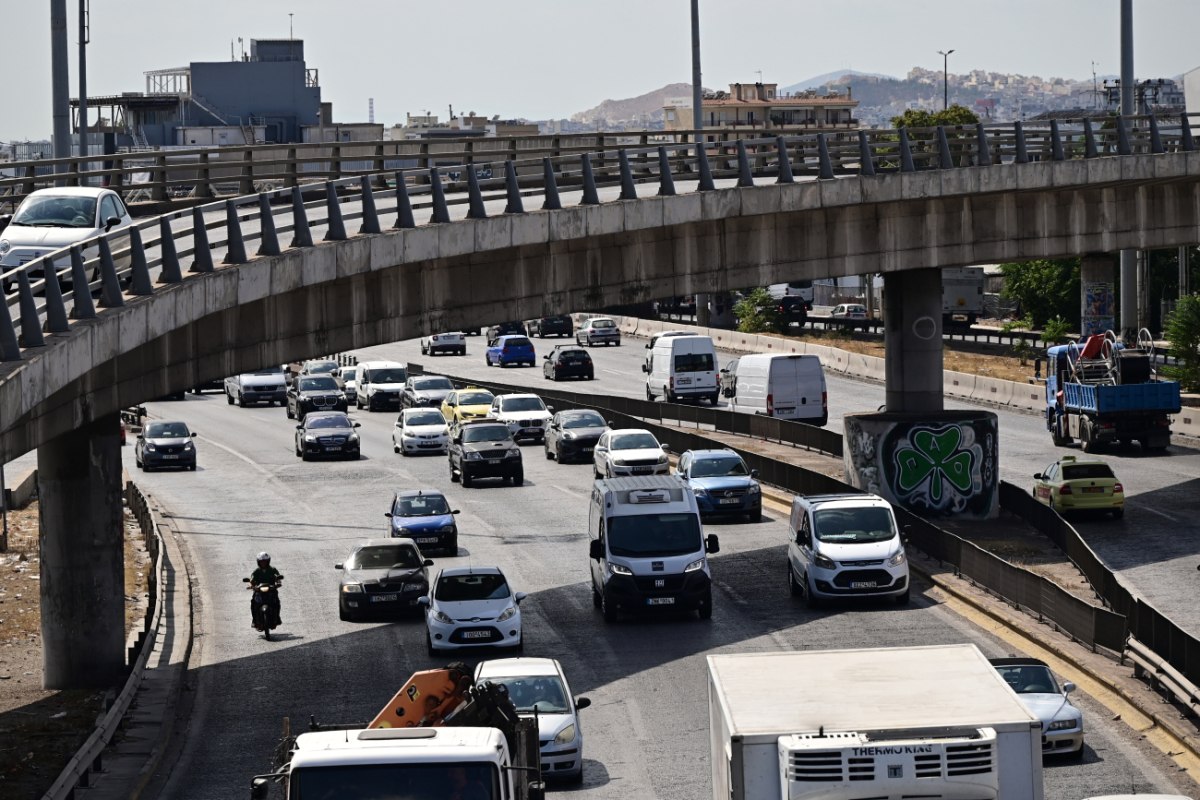 Κυκλοφοριακό χάος στην Αττική – Δείτε live την κίνηση στους δρόμους