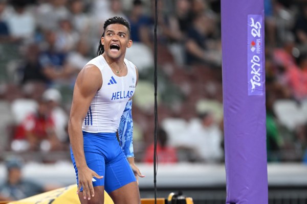 Ο Καραλής ξεπέρασε και τα 5,90μ. στον τελικό του Παγκοσμίου πρωταθλήματος (vid)