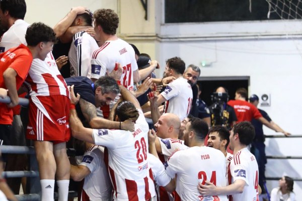 Στους 333 τίτλους η… συλλογή του Ολυμπιακού