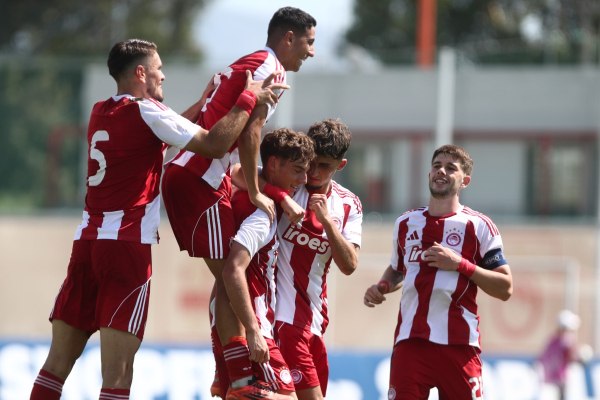 Ολυμπιακός Κ19 – Πάφος Κ19: Τα δύο γκολ των Πειραιωτών με Κότσαλο και Χάμζα στο πρώτο ημίχρονο (vids)