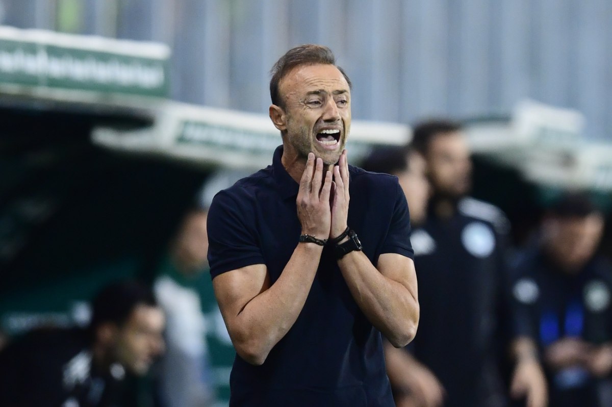 Κόντης: «Ο Ολυμπιακός μας πίεσε αρκετά – Σε αυτά τα ματς χρειάζεσαι συγκέντρωση μέχρι το τέλος» (vid)