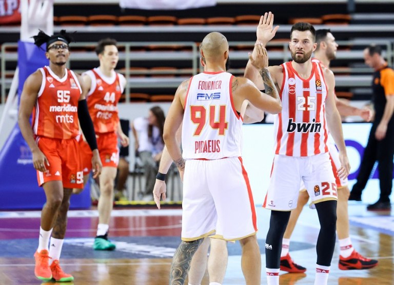 Ερυθρός Αστέρας – Ολυμπιακός 83-86: Νικητής στο φιλικό «τεστ» με ηγέτες τους Φουρνιέ και Βεζένκοφ