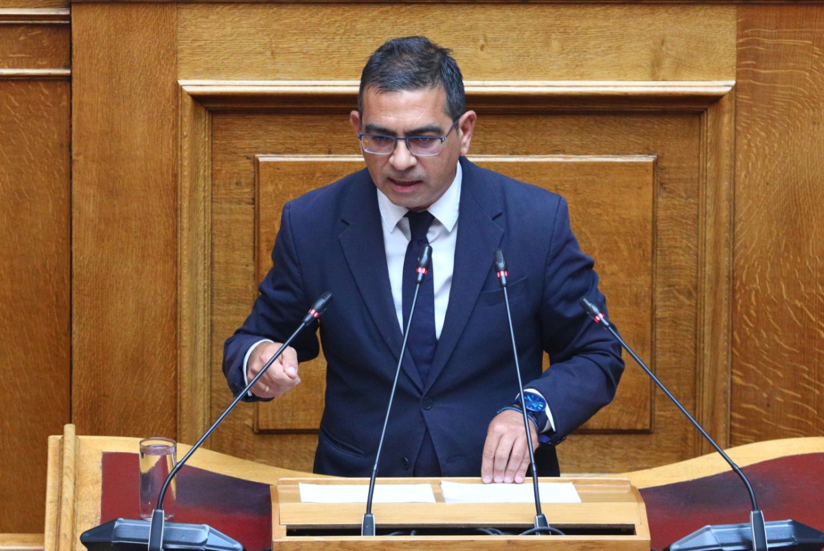 Σταμάτης: Παραδέχθηκε ότι είδε δύο φορές τον Πάνο Ρούτσι – «Μην προσπαθείτε να συνδέσετε τον πρωθυπουργό»