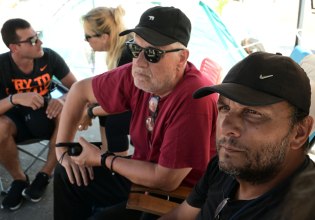 Τέμπη: Σταματάει την απεργία πείνας ο Δημήτρης Οικονομόπουλος – Τι λένε οι γιατροί για την υγεία του Ρούτσι