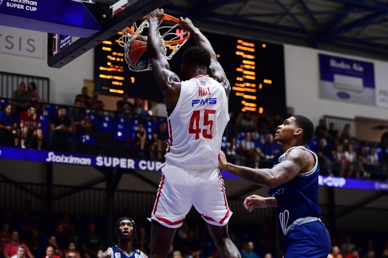 Super Cup: Ολυμπιακός και Προμηθέας κοντράρονται για την πρώτη κούπα της σεζόν