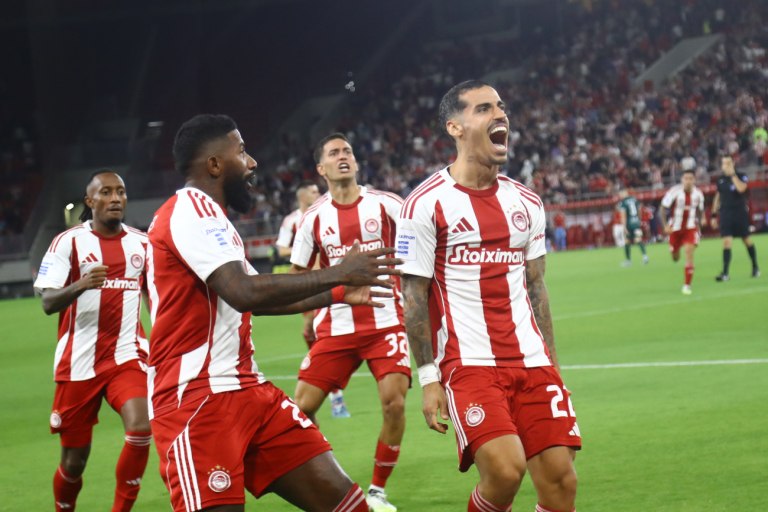 H βαθμολογία της Super League μετά τη νίκη του Ολυμπιακού και την ισοπαλία στο «Κλεάνθης Βικελίδης» (pic)