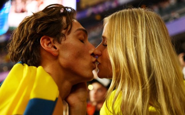 Ντεσιρέ: Ποια είναι η 22χρονη εντυπωσιακή σύντροφος του θρυλικού, Αρμάντ Ντουπλάντις (pics)