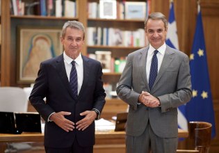 Προσχώρησε -και επισήμως- στη Νέα Δημοκρατία ο Ανδρέας Λοβέρδος