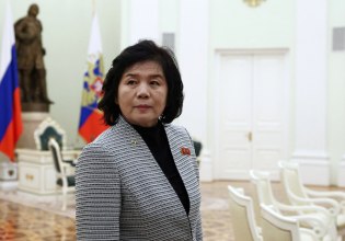 H κορυφαία διπλωμάτης της Βόρειας Κορέας αναχώρησε για τριήμερη επίσκεψη στην Κίνα