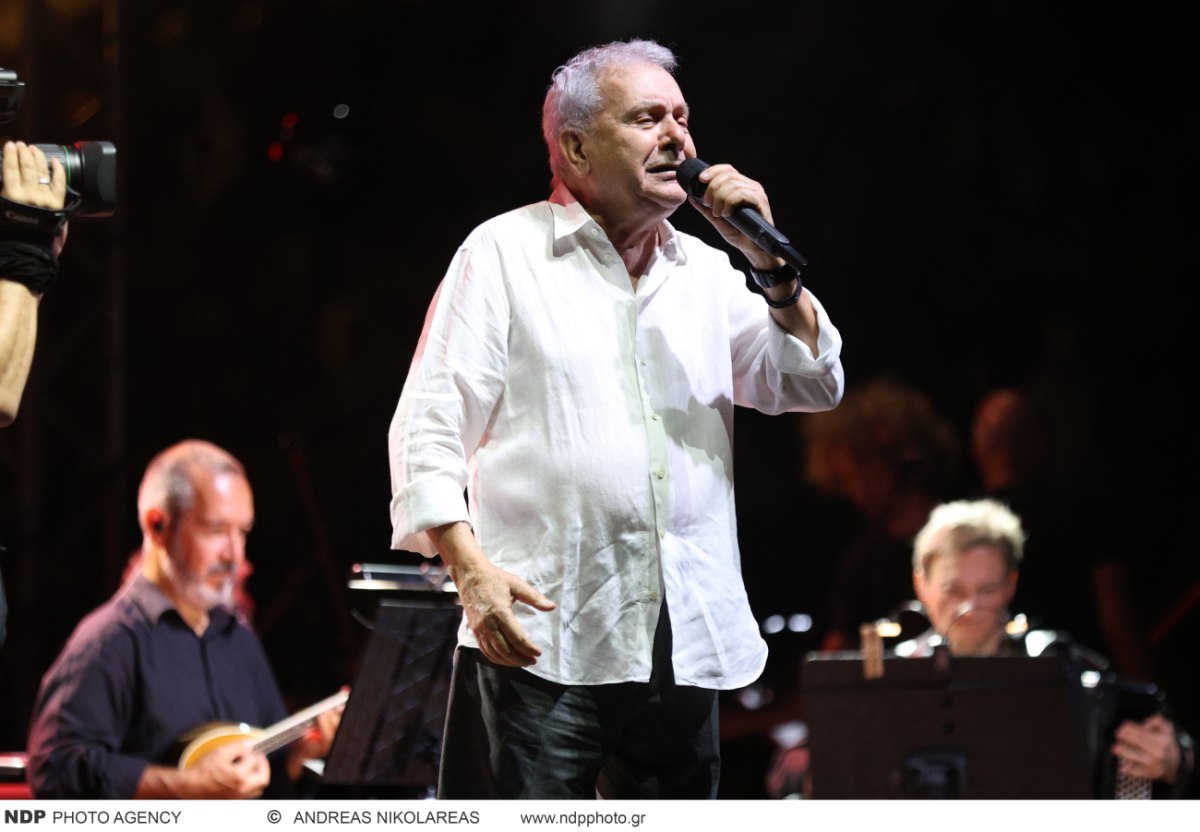 Μανώλης Μητσιάς: «Σύντομα θα βάλω τελεία στην καριέρα μου»