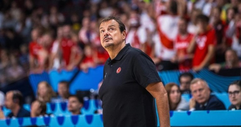 Τούρκογλου: «Συνεχίζουμε με Αταμάν για το Παγκόσμιο του 2027»