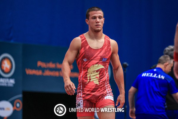 Εξασφάλισε το ασημένιο και πάει για το χρυσό ο Κουγιουμτσίδης στο Παγκόσμιο Πρωτάθλημα πάλης