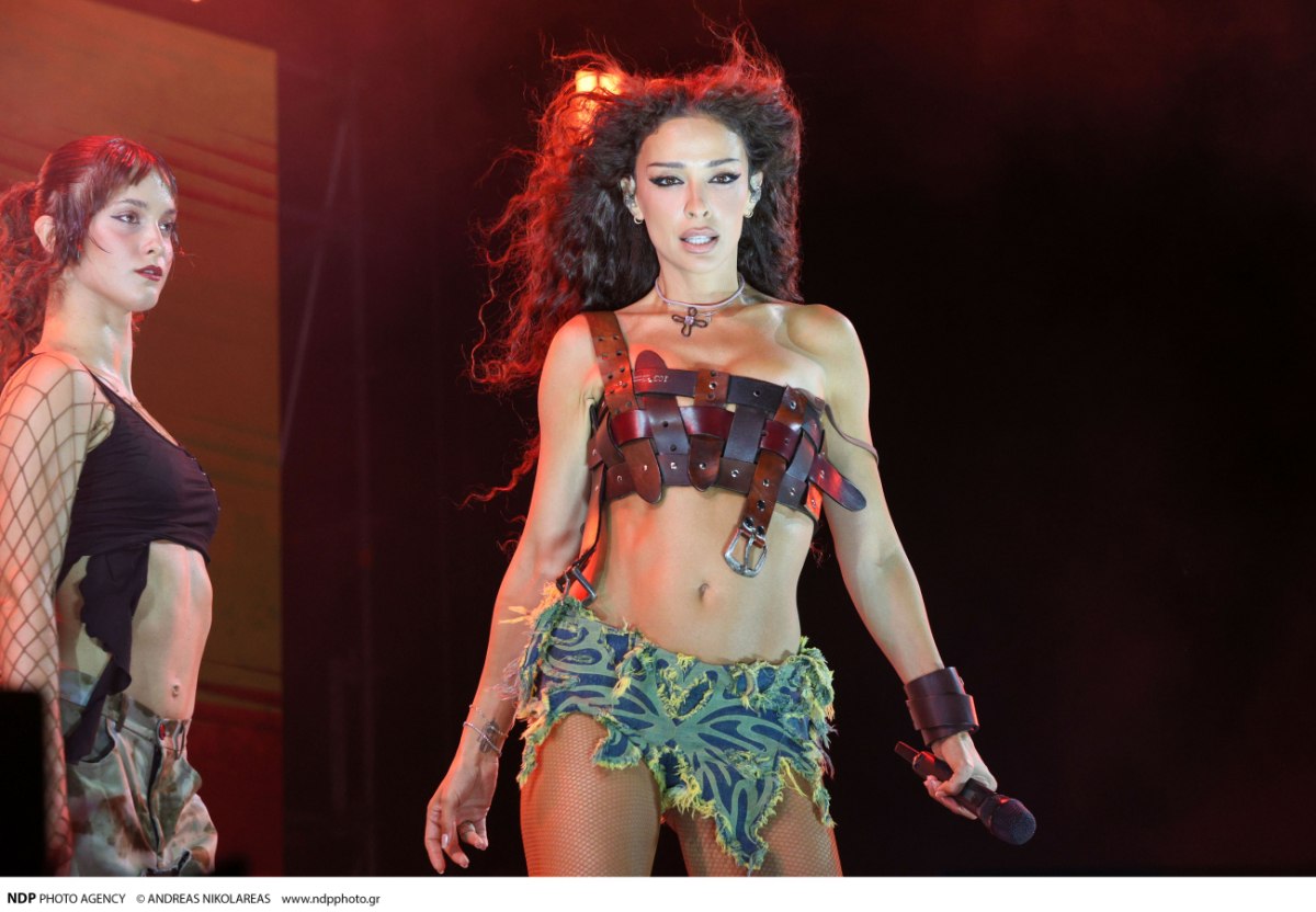 Ελένη Φουρέιρα: Η συνεργασία της με 2 διεθνείς καλλιτέχνες σε νέο latin, pop και dance album