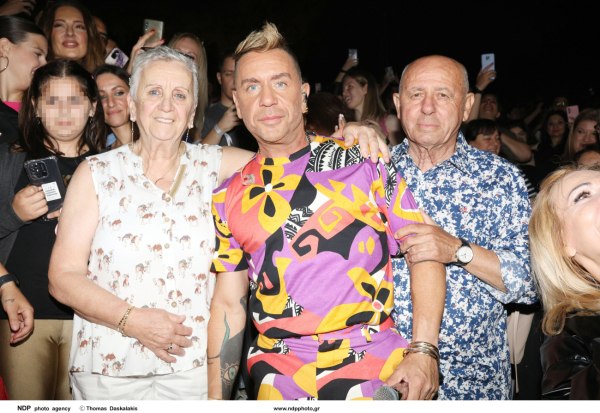 Γιώργος Μαζωνάκης: Στο νοσοκομείο η μητέρα του τραγουδιστή με σοβαρό πρόβλημα υγείας