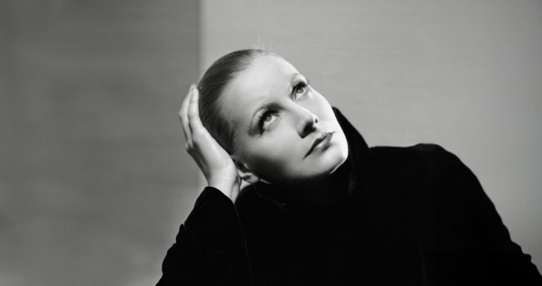 Γκρέτα Γκάρμπο: Η Σφίγγα, η κατάθλιψη, η αμφισεξουαλικότητα και τα «διαμάντια στα κόκκαλα»