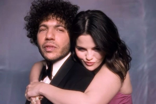 Σελένα Γκόμεζ – Μπένι Μπλάνκο: Πότε και πού θα παντρευτεί το ερωτευμένο ζευγάρι