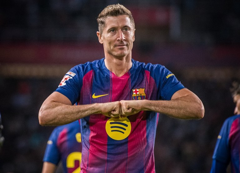 Μπαρτσελόνα – Ρεάλ Σοσιεδάδ 2-1: Ο Λεβαντόφσκι την έστειλε στην κορυφή