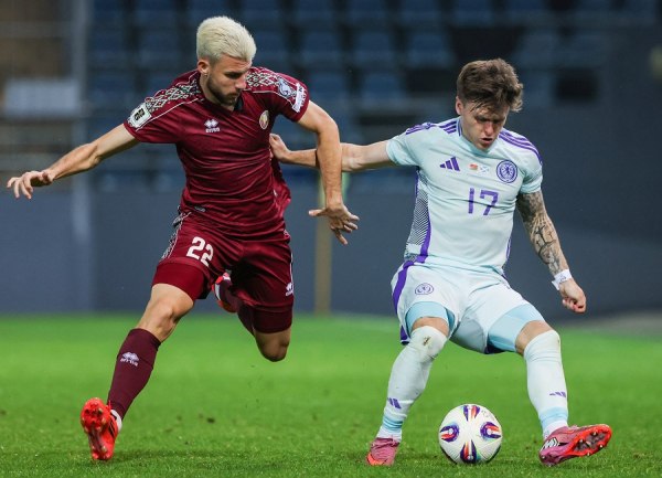 Λευκορωσία – Σκωτία 0-2: Εύκολη νίκη για τους Σκωτσέζους και άνοδος στη 2η θέση (vid)